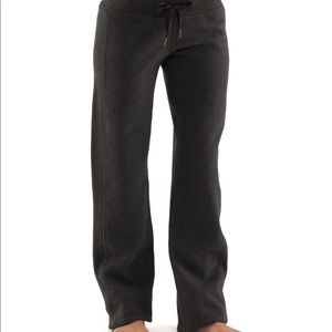 Lululemon Cuddle Up Pant II - Size 6